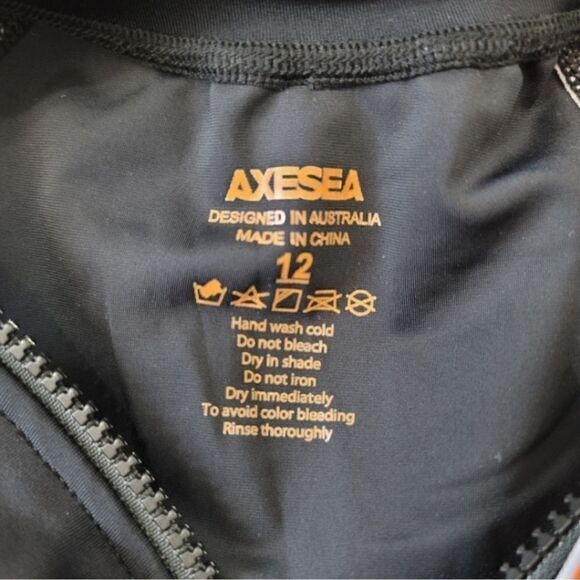NEW Axesea Tide Front Zipper Retro One Piece Swimsuit in Sun Song Black Size 12 - Picture 8 of 11